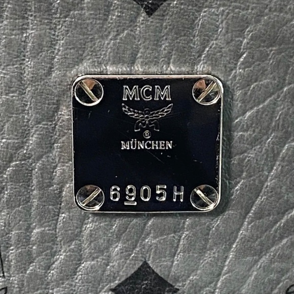 Authentic MCM Visetos Stud Stark Backpack Phantom Grey - Picture 7 of 12